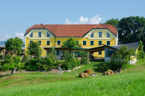 Bergland Austria Sale Discount Code Booking.com