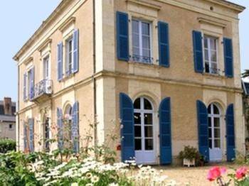 Chateau Gontier France Sale Discount Code Booking.com
